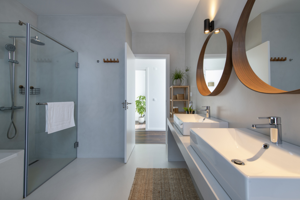 Master bathroom with walk-in shower, double sinks and bathtub
